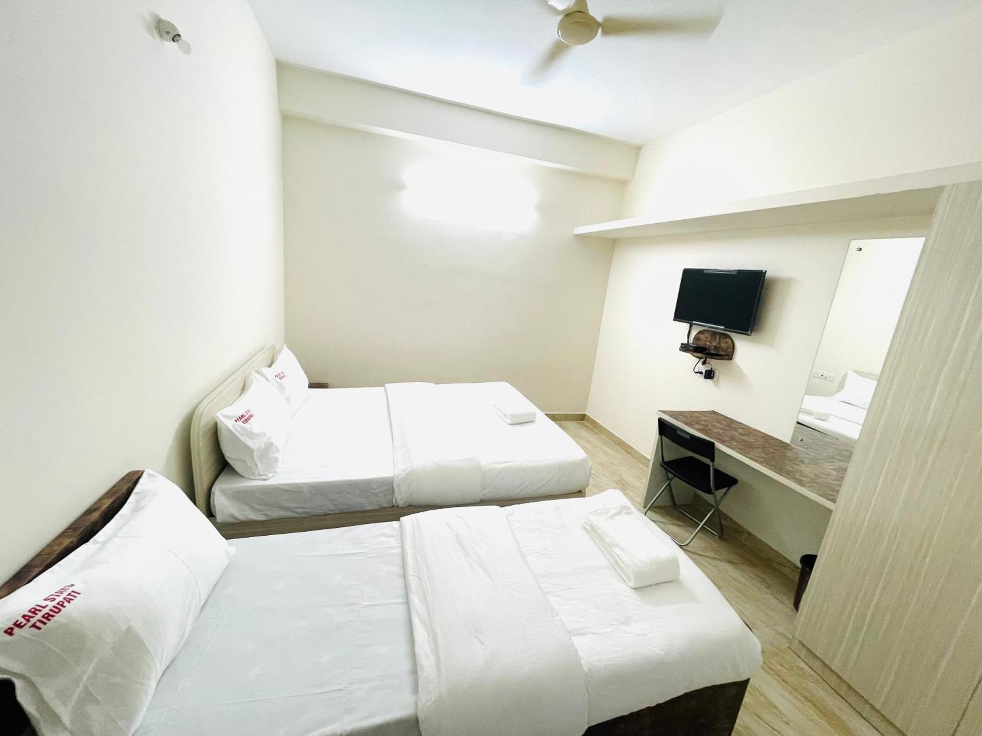 Pearl Stays, Tirupathi Tirupati Exterior photo
