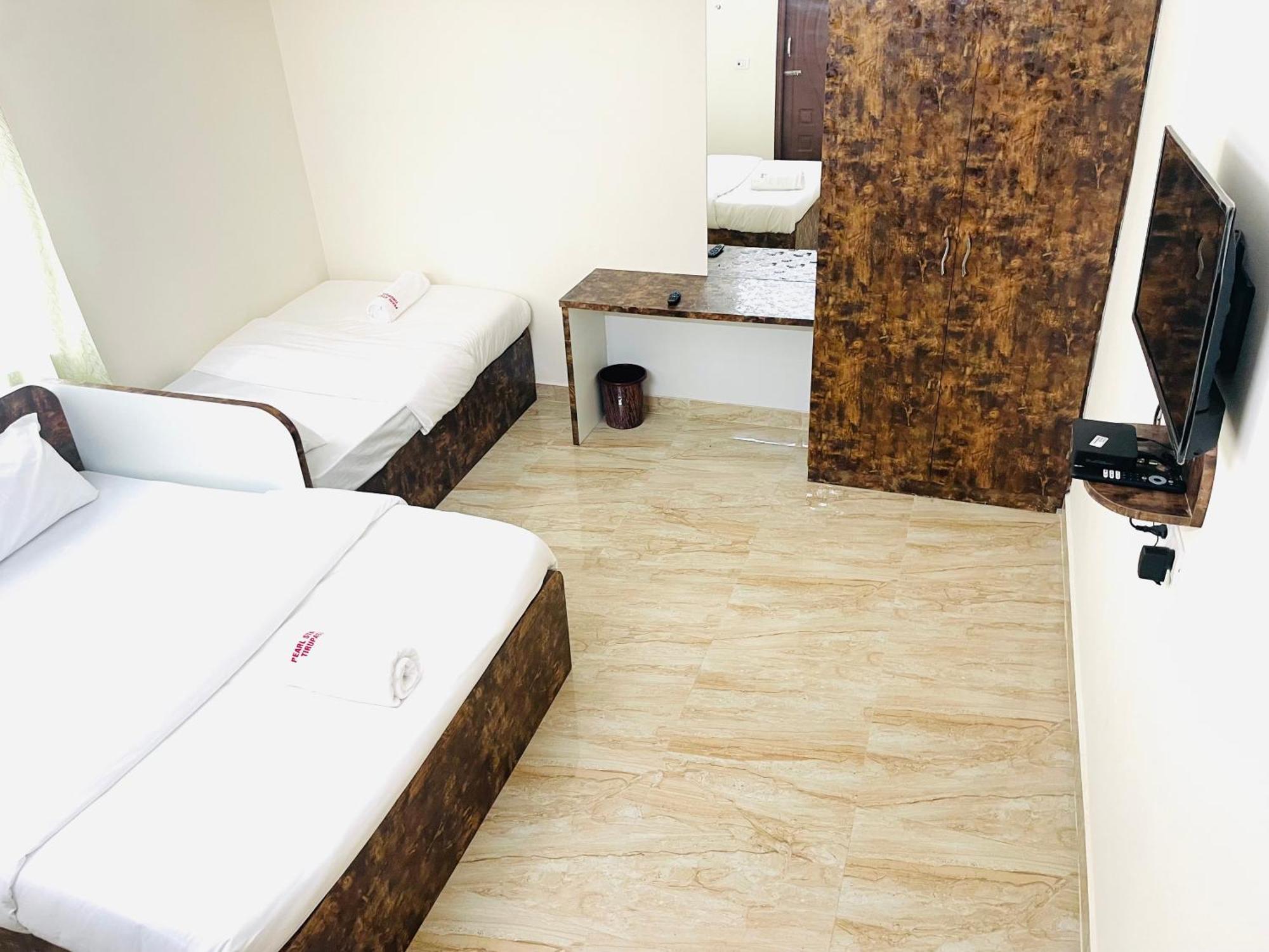 Pearl Stays, Tirupathi Tirupati Exterior photo