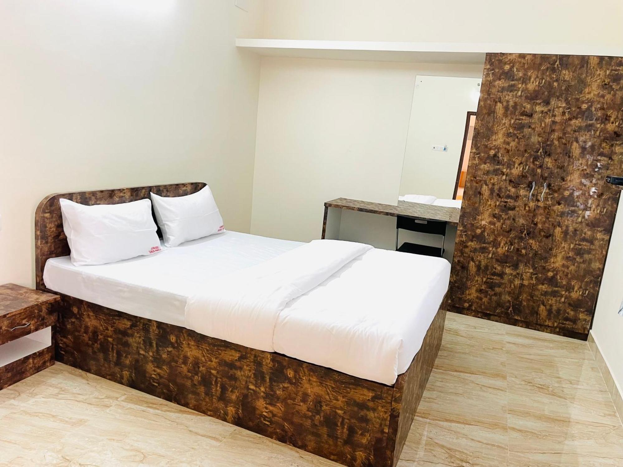 Pearl Stays, Tirupathi Tirupati Exterior photo